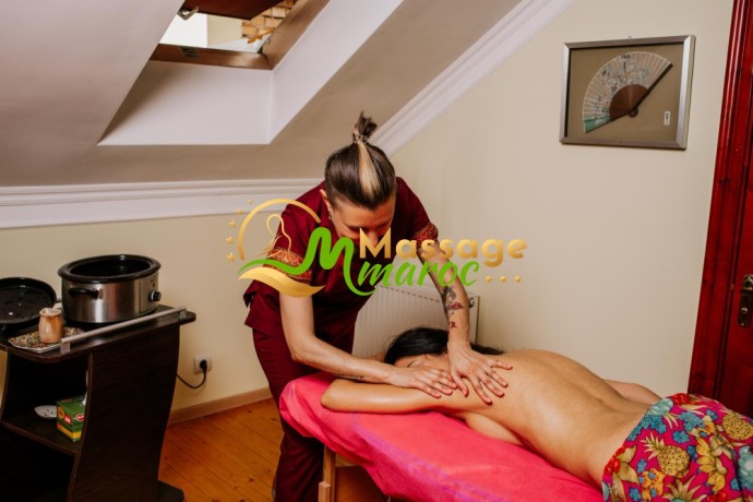 massage-dans-un-spa-de-luxe-big-0