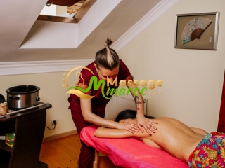 massage-dans-un-spa-de-luxe