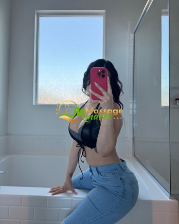 incroyable-masseuse-lux-big-0