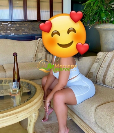 massage-relaxant-avec-belle-masseuse-big-0